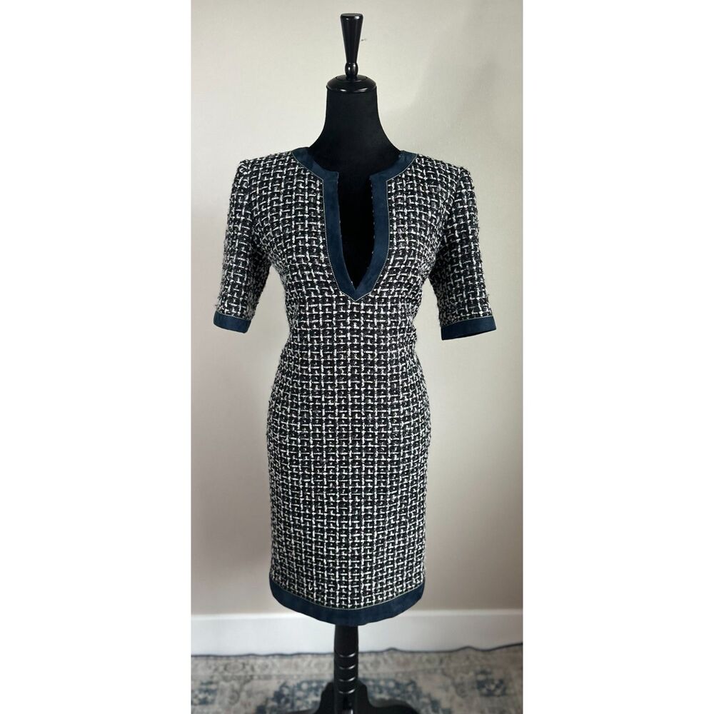 AUTHENTIC CHANEL 17A BLUE GREEN WHITE MULTICOLOR TWEED SUEDE LEATHER DRESS 38